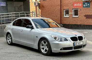 Седан BMW 5 Series 2004 в Днепре