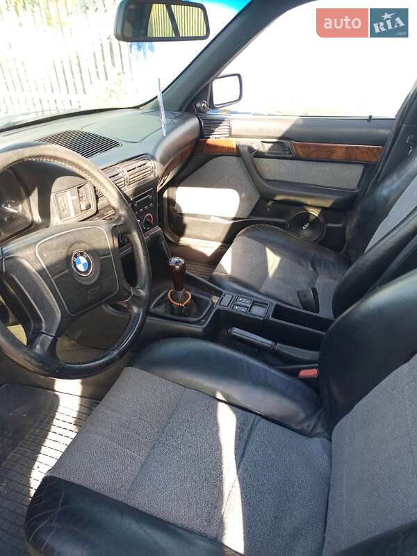 Седан BMW 5 Series 1995 в Кривом Роге