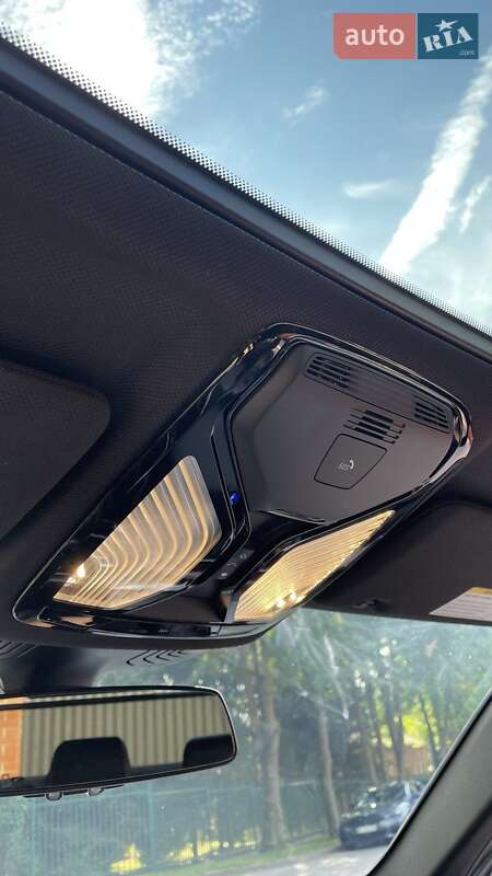 Седан BMW 5 Series 2017 в Львове