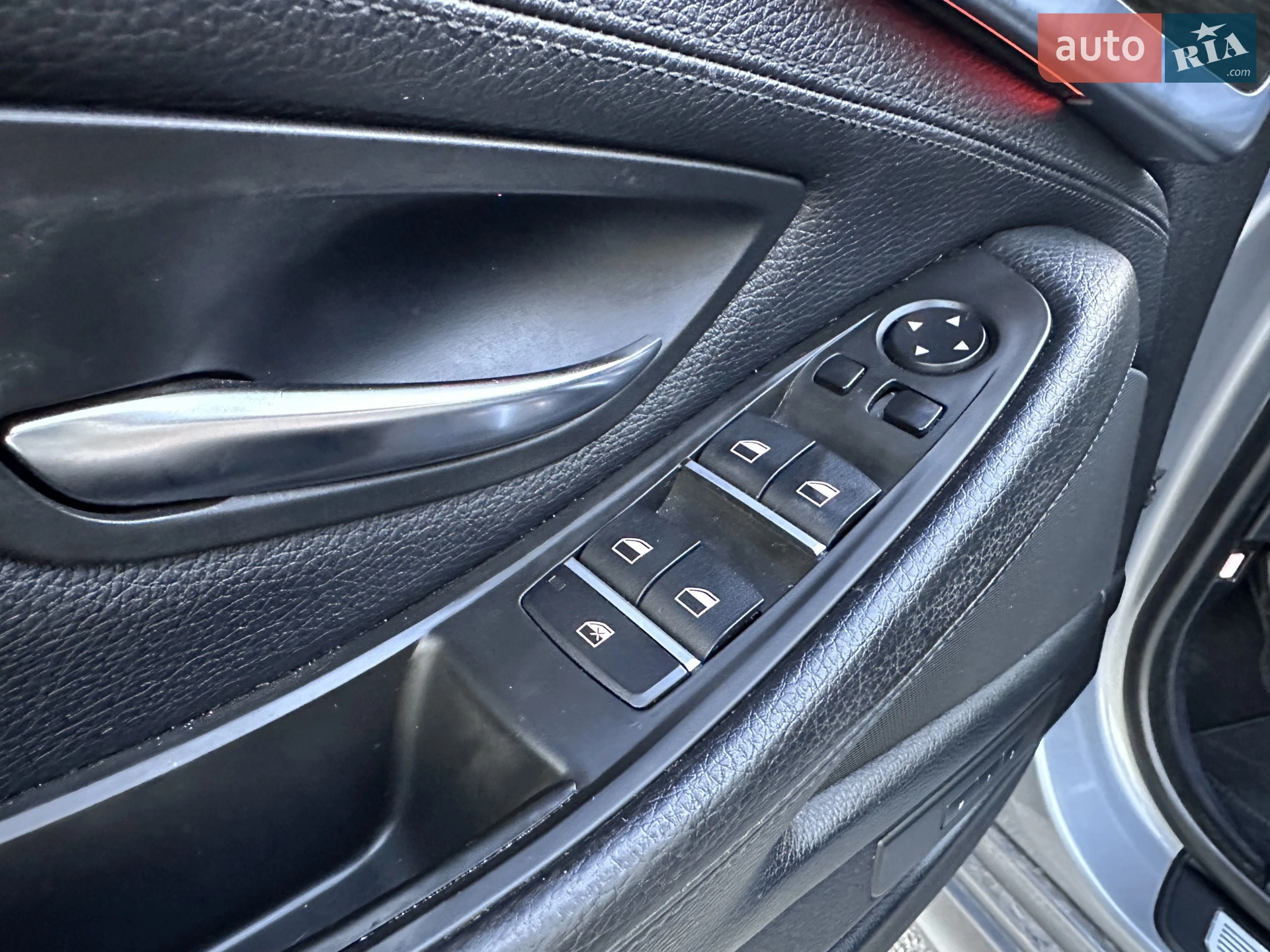 2012 BMW 5er - мініатюра 30