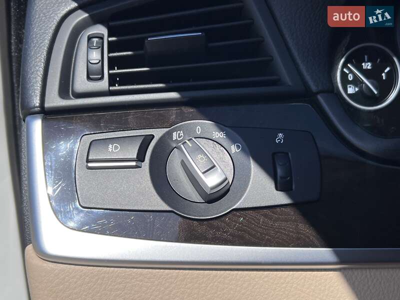 Седан BMW 5 Series 2013 в Нововолинську