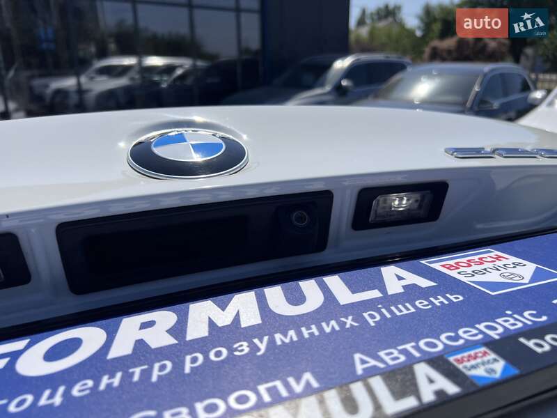 Седан BMW 5 Series 2013 в Нововолинську