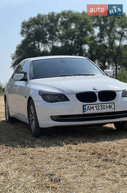 Седан BMW 5 Series 2009 в Малине