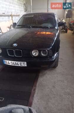 Седан BMW 5 Series 1991 в Шполе