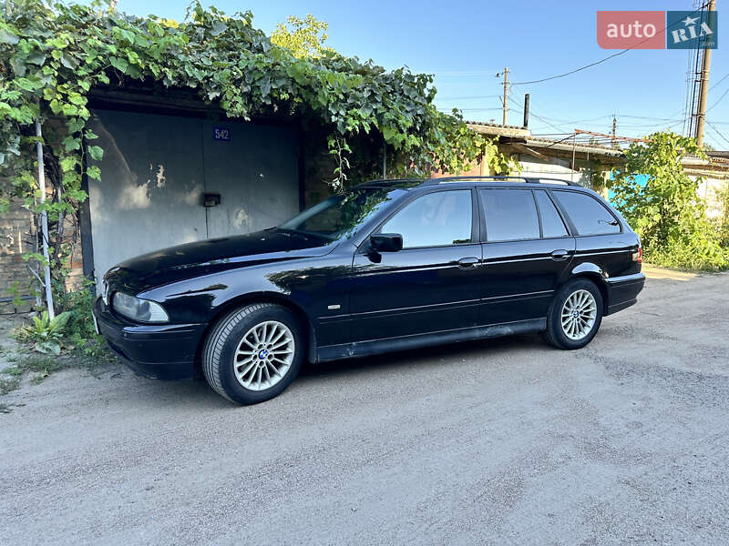 BMW 5 Series 2001 BMW 5 Series 2001