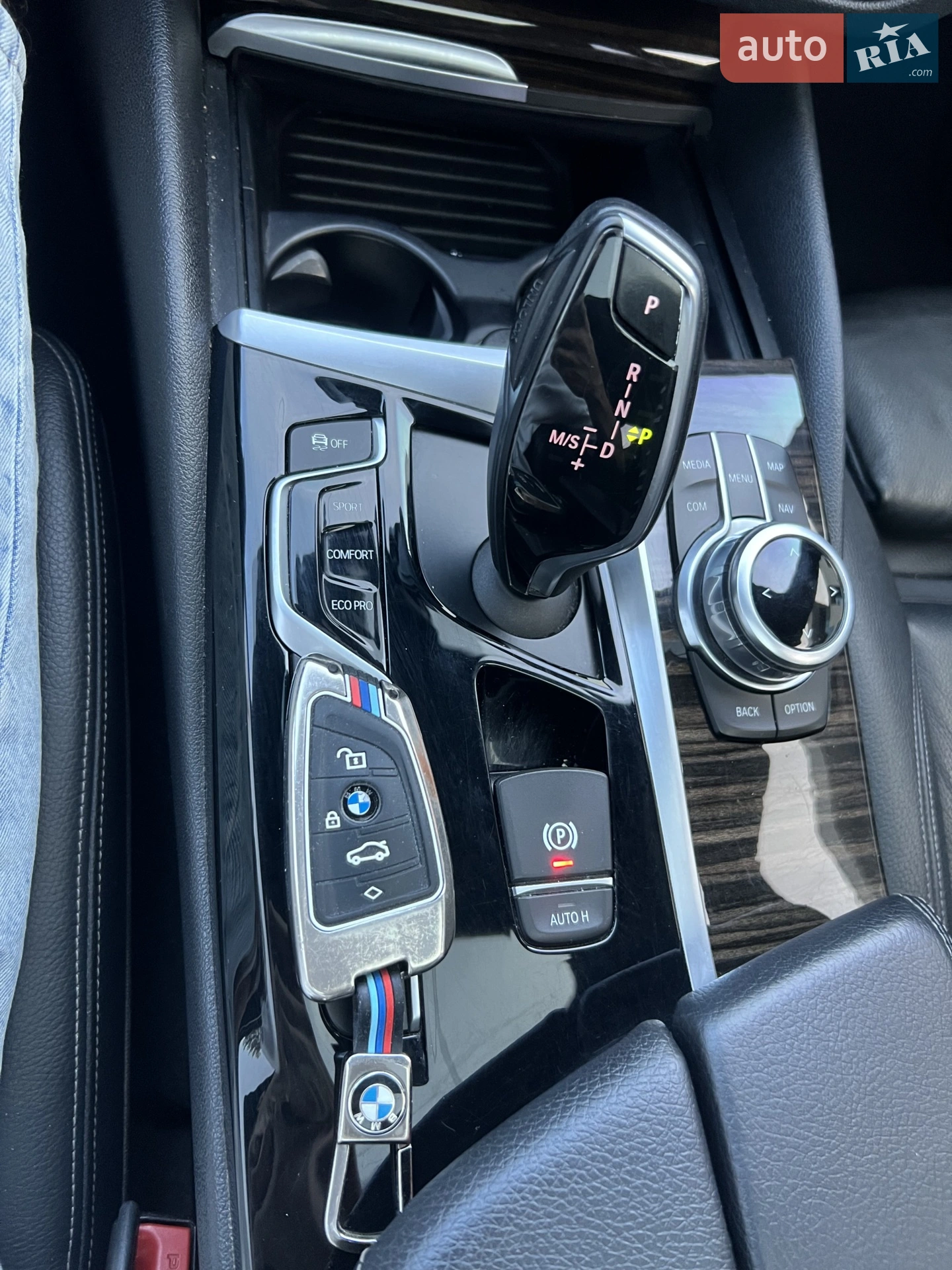 2017 BMW 5er - мініатюра 16