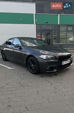 Седан BMW 5 Series 2014 в Нововолынске