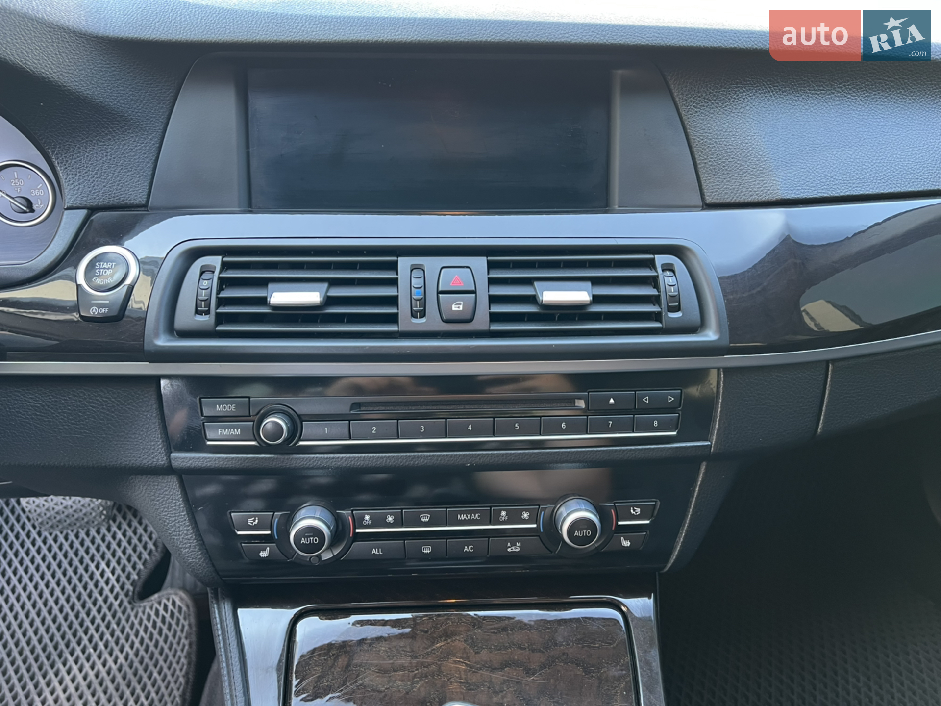 2013 BMW 5er - мініатюра 29