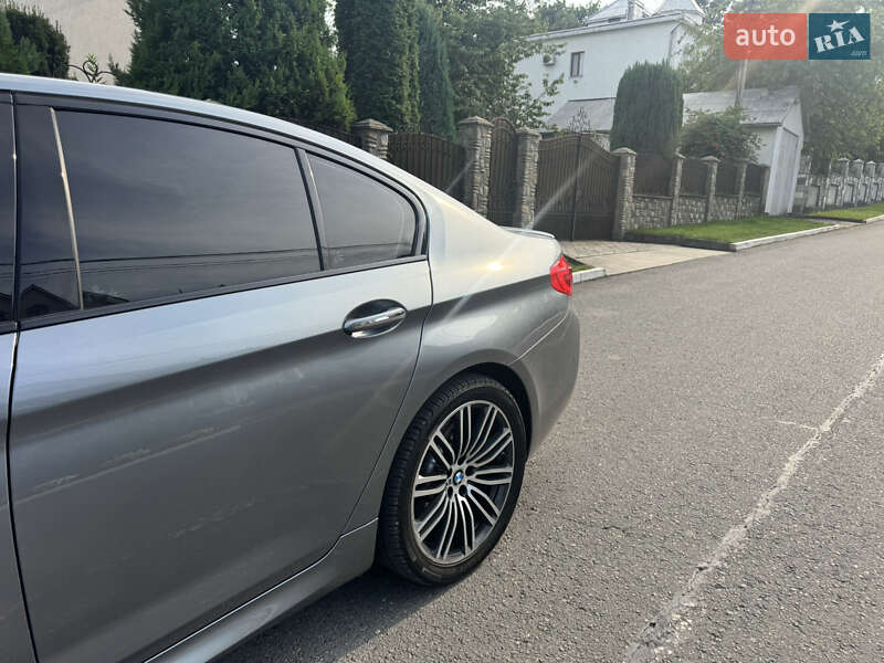 Седан BMW 5 Series 2017 в Чернівцях