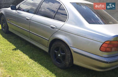 Седан BMW 5 Series 1998 в Черновцах