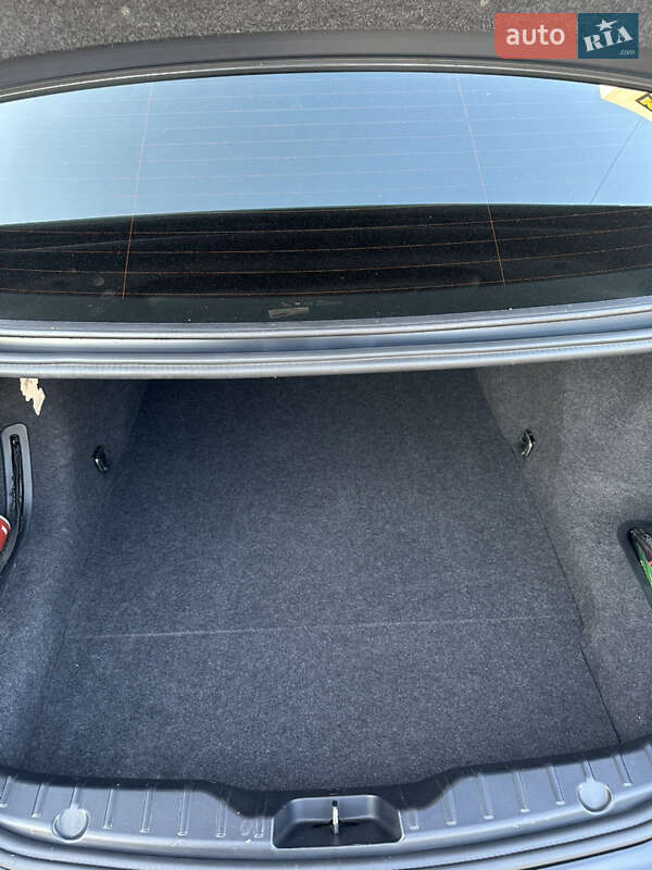 Седан BMW 5 Series 2013 в Киеве фото 47 Седан BMW 5 Series 2013 в Киеве