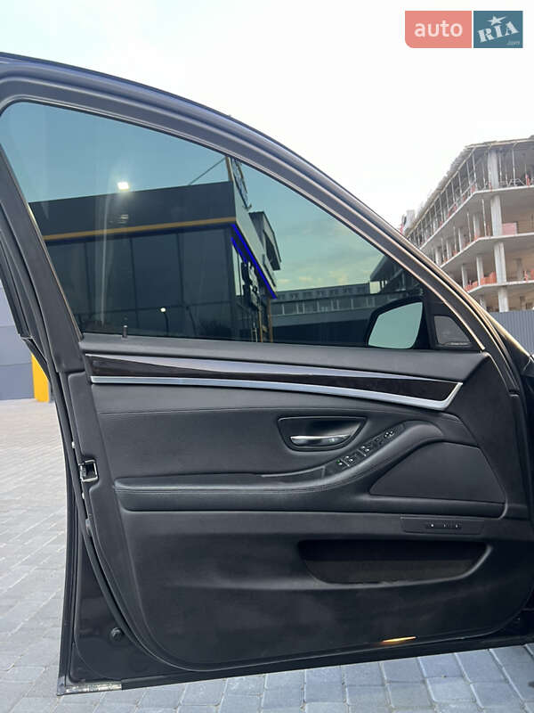 Седан BMW 5 Series 2014 в Харькове