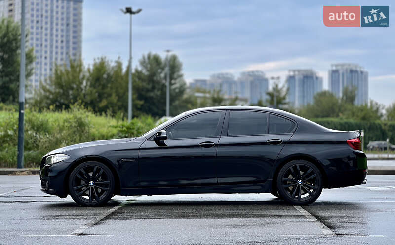 Седан BMW 5 Series 2016 в Киеве