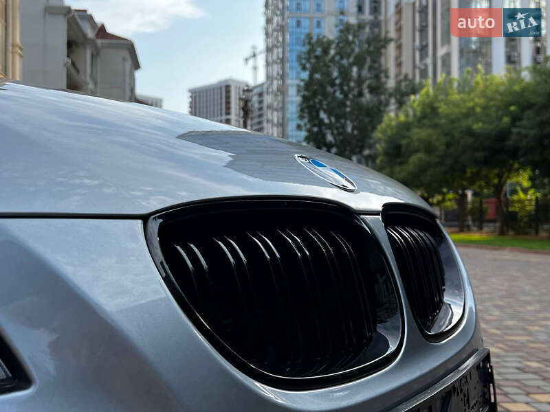 Седан BMW 5 Series 2004 в Одессе