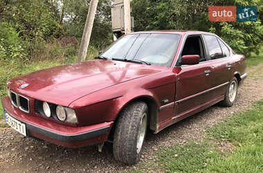 Седан BMW 5 Series 1994 в Отинії