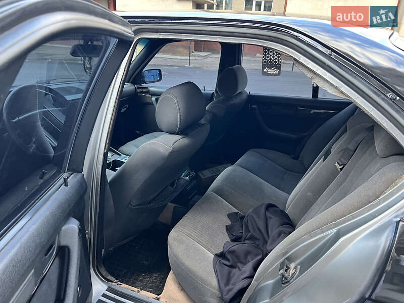 Седан BMW 5 Series 1994 в Фастові