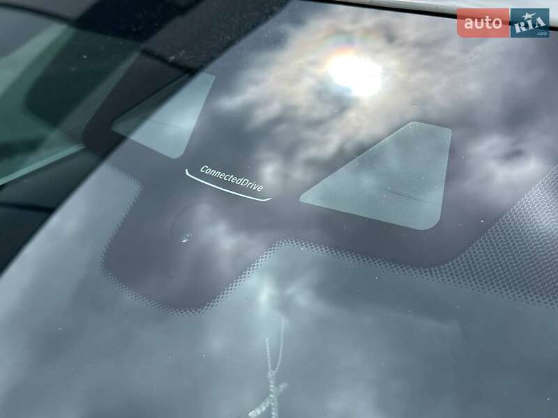 Седан BMW 5 Series 2018 в Львове