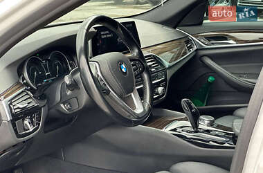 Седан BMW 5 Series 2018 в 