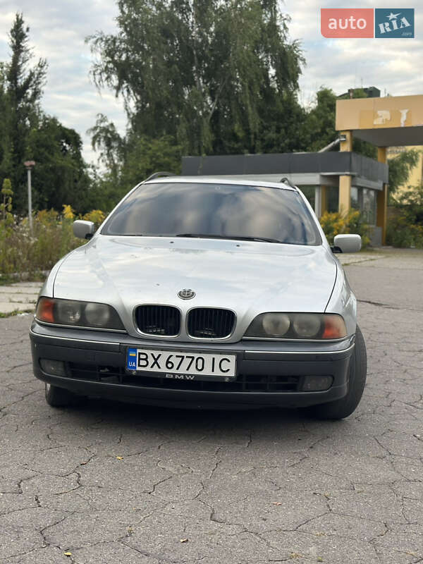 Універсал BMW 5 Series 2000 в Хмельницькому