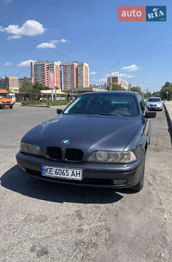 Седан BMW 5 Series 1997 в Днепре