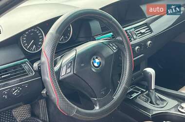 Седан BMW 5 Series 2004 в 