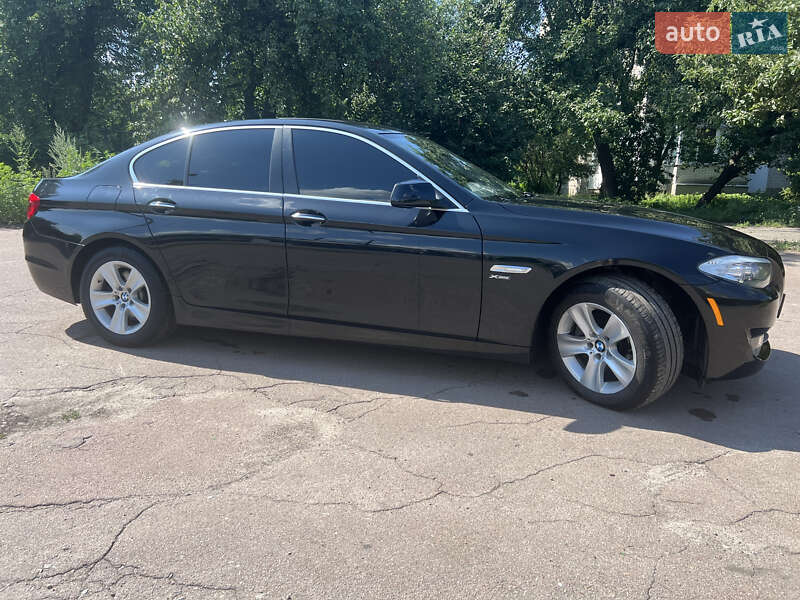 Седан BMW 5 Series 2011 в Конотопе