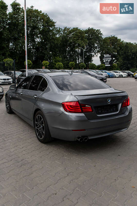 Седан BMW 5 Series 2011 в Львові