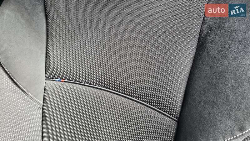 Седан BMW 5 Series 2011 в Львове