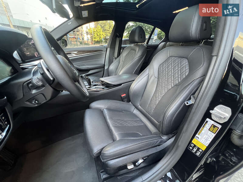 Седан BMW 5 Series 2020 в Запоріжжі