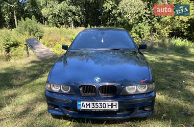 Седан BMW 5 Series 2001 в Недригайліву