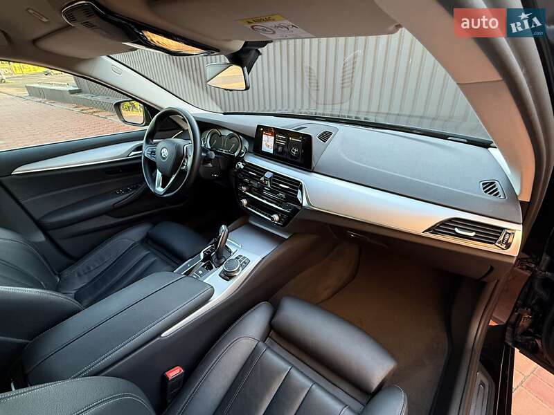 Седан BMW 5 Series 2017 в Одессе