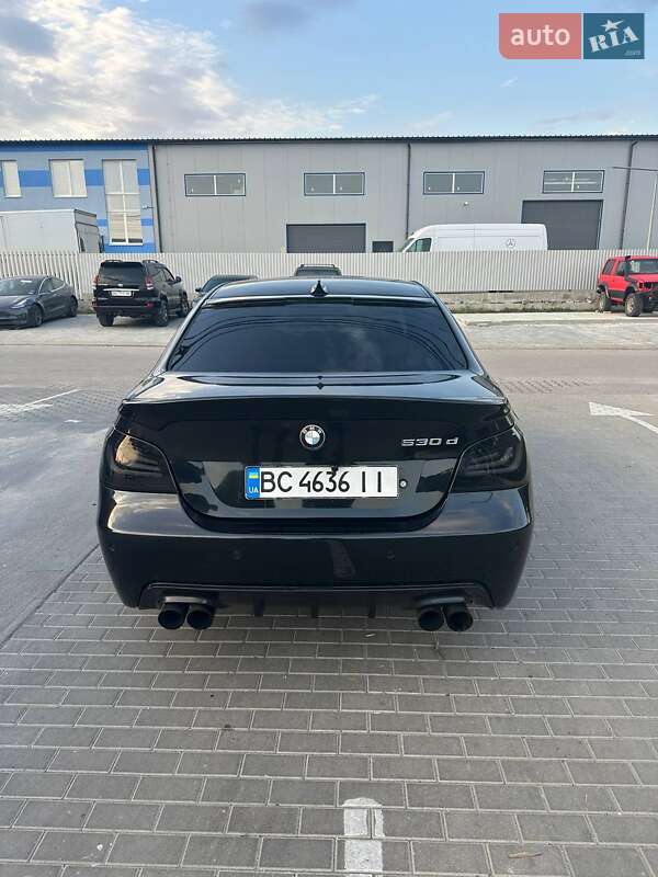 Седан BMW 5 Series 2005 в Львове
