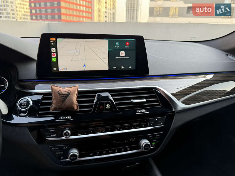 Седан BMW 5 Series 2018 в Киеве фото 24 Седан BMW 5 Series 2018 в Киеве