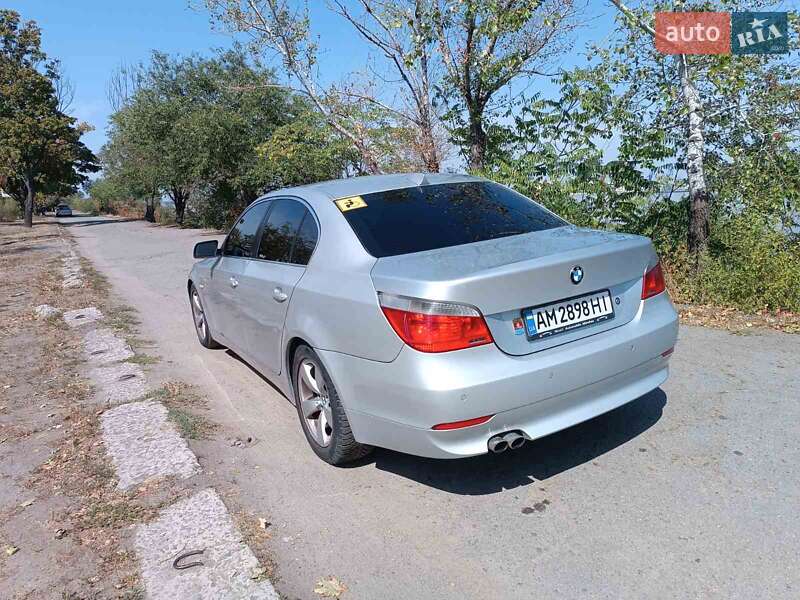 Седан BMW 5 Series 2003 в Дніпрі