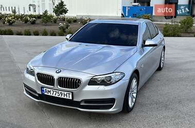 Седан BMW 5 Series 2014 в Коростене