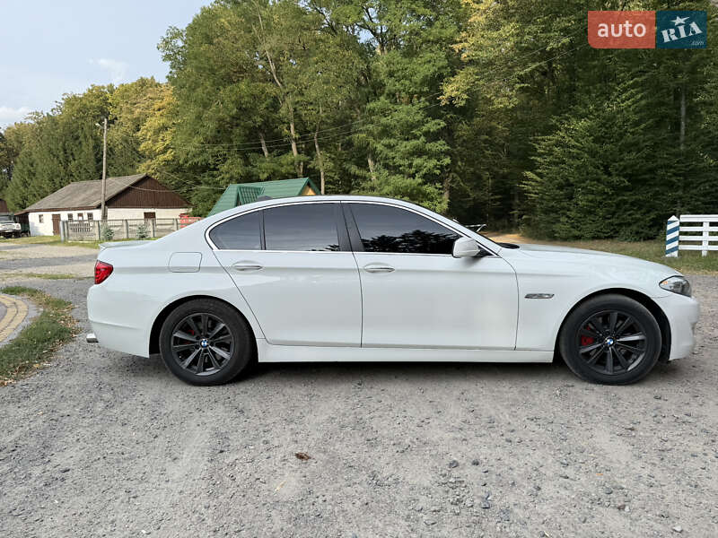 Седан BMW 5 Series 2012 в Ильинцах фото 4 Седан BMW 5 Series 2012 в Ильинцах