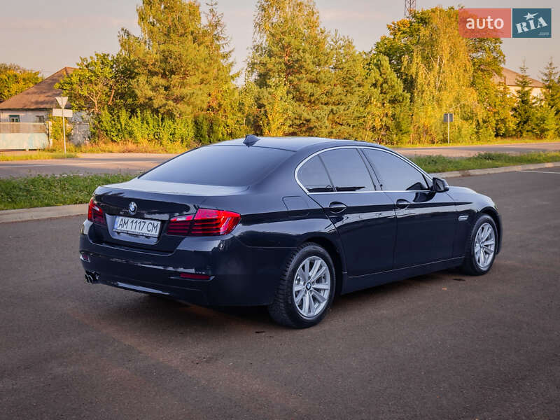 Седан BMW 5 Series 2014 в Коростене