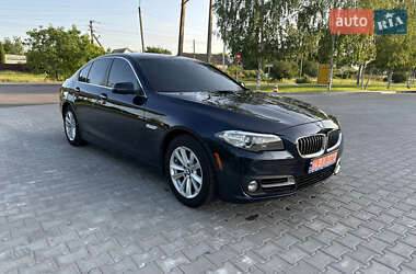 Седан BMW 5 Series 2015 в Миргороде