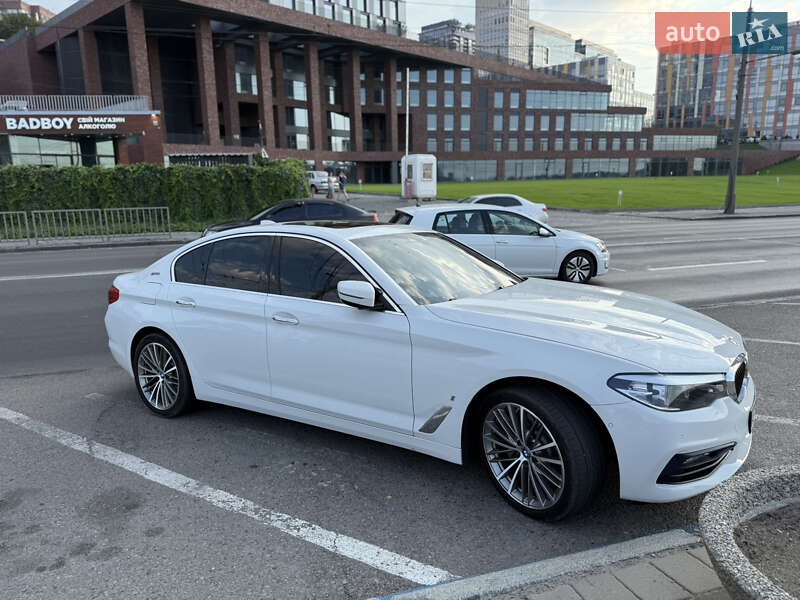 Седан BMW 5 Series 2018 в Днепре