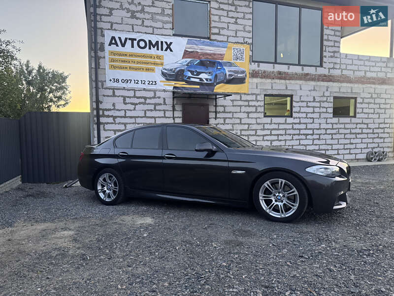 Седан BMW 5 Series 2012 в Звенигородке