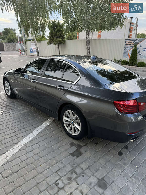 Седан BMW 5 Series 2016 в Кременчуге