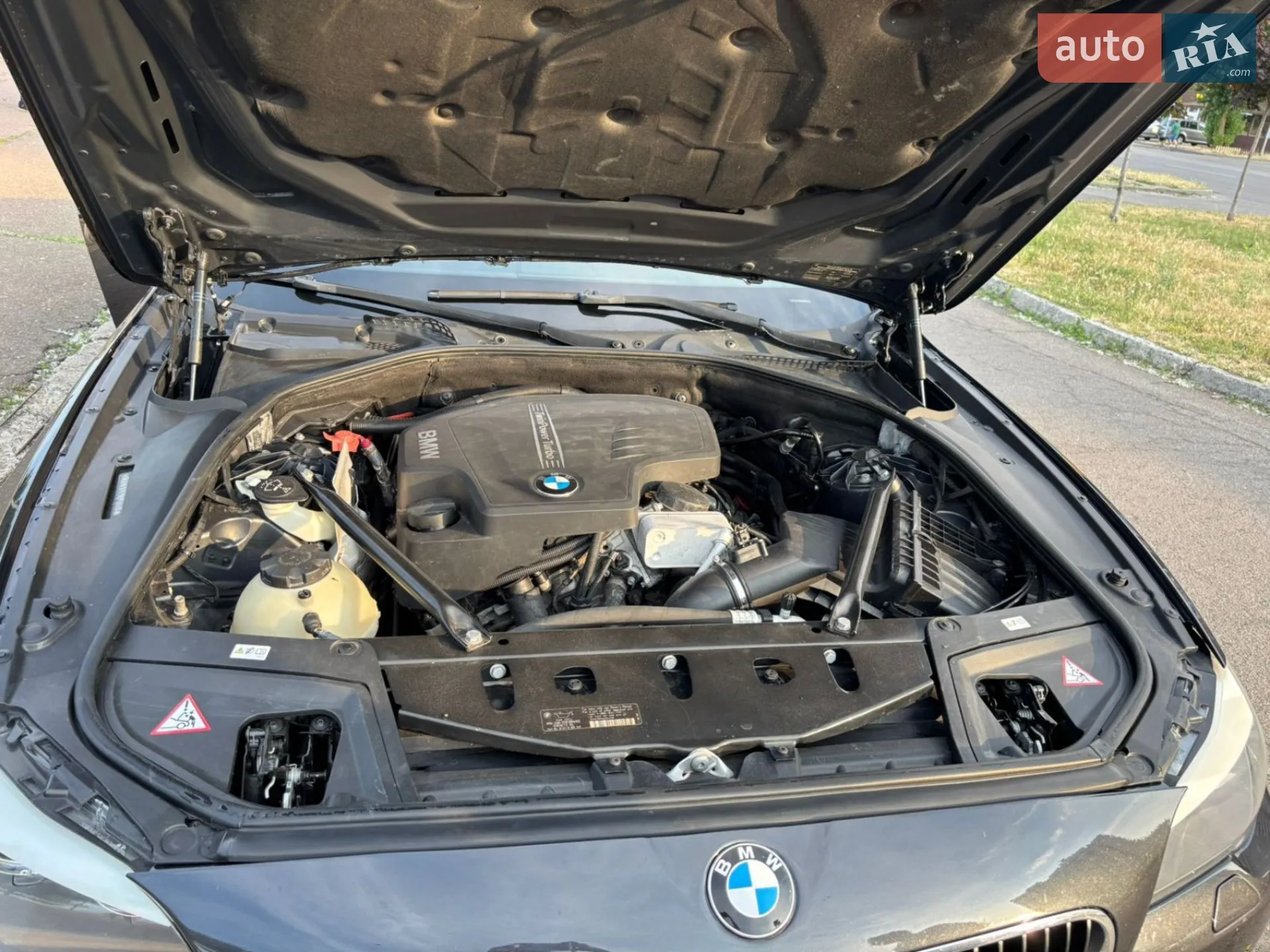 2012 BMW 5er - мініатюра 9
