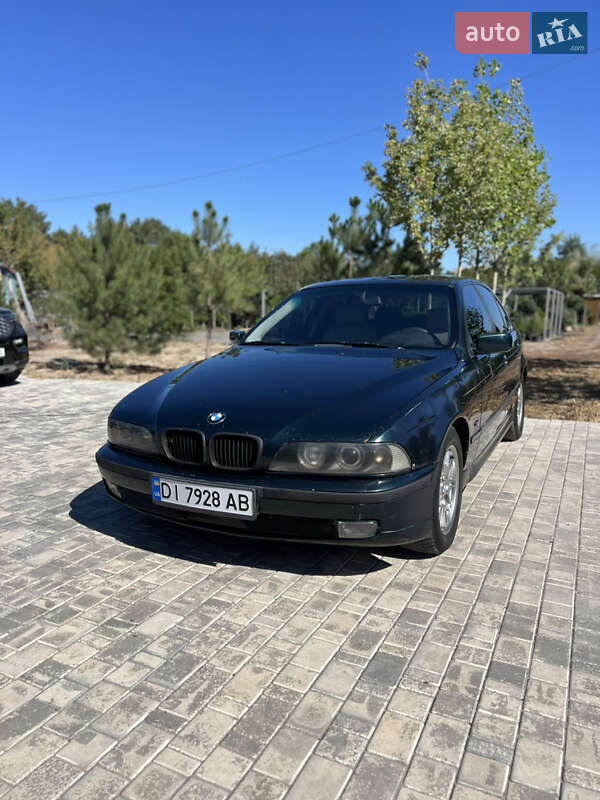 BMW 5 Series 1998