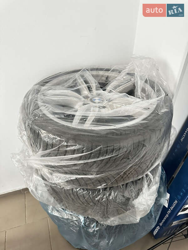 Седан BMW 5 Series 2014 в Кривом Роге