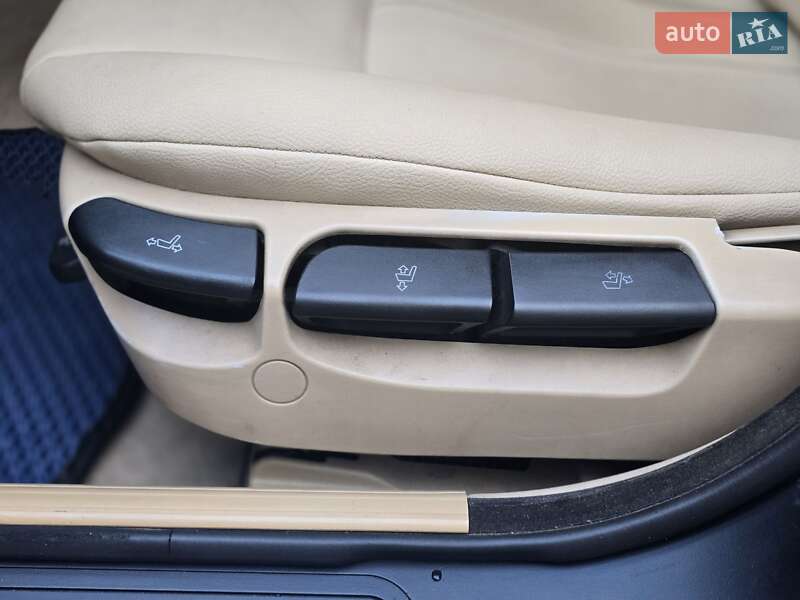 Седан BMW 5 Series 1999 в Киеве