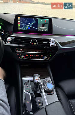 Седан BMW 5 Series 2018 в 