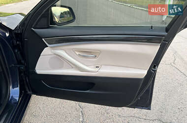 Седан BMW 5 Series 2013 в 