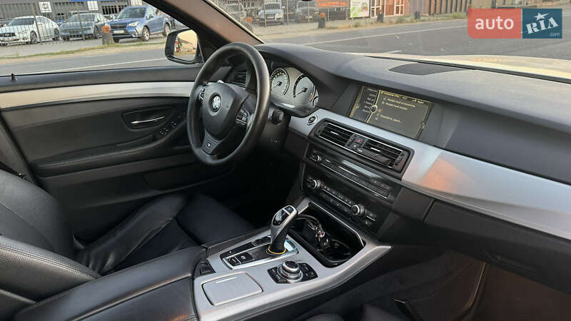 Седан BMW 5 Series 2011 в Одессе