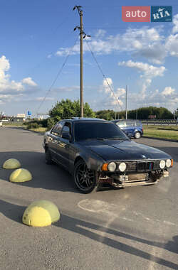 Седан BMW 5 Series 1989 в Пирятине