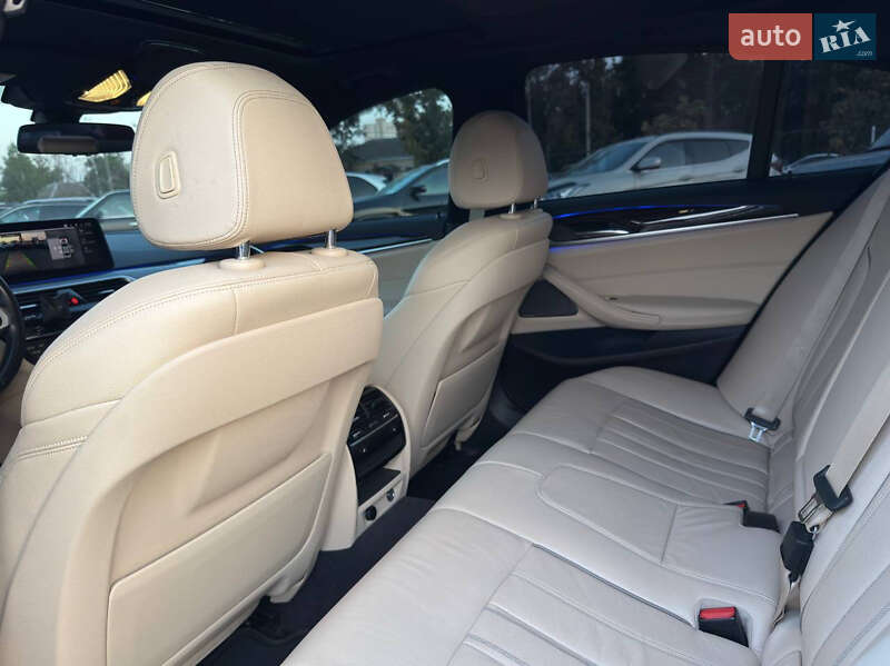Седан BMW 5 Series 2017 в Харькове фото 23 Седан BMW 5 Series 2017 в Харькове